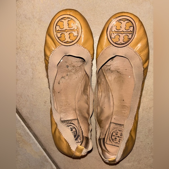 Well Loved Tory Burch Tan Leather Ballet Flats - Picture 2 of 6